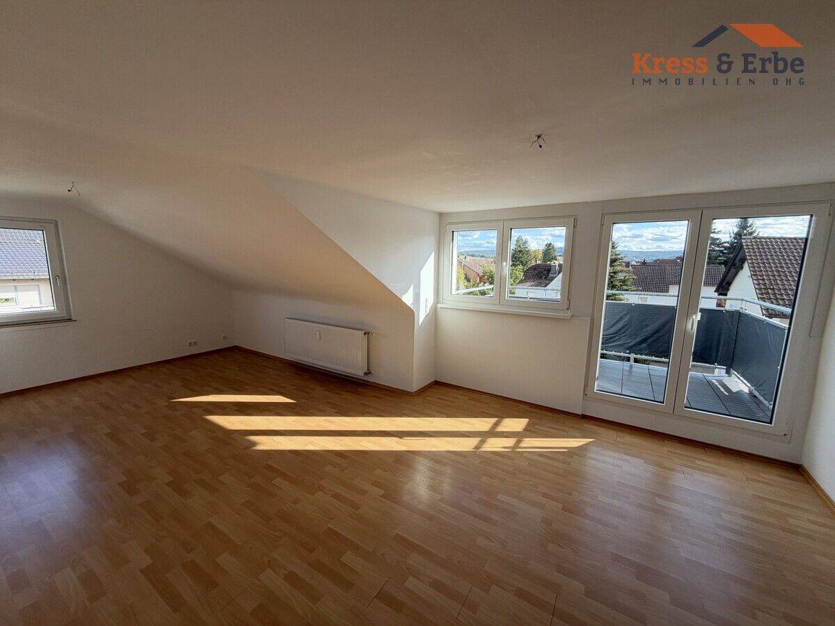 Moderne 2-Zimmer-Dachgeschosswohnung mit Balkon in Bad Soden – Salmünster, 63628 Bad Soden-Salmünster