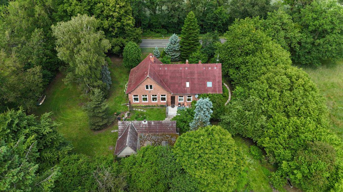 Ehemalige Dorfschule mit 220 m² Wohnfläche  und über 9000 m² Grundstück ! – Ein Idyll für die Familie und Ihre Tiere –, 23826 Todesfelde