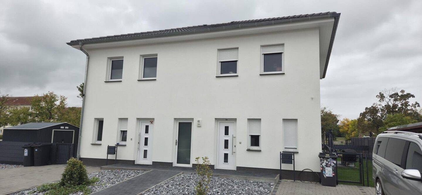 Wohnen wie im eigenen Haus! Neubau-Doppelhaushälfte mit Garten & S-Bahn vor der Tür, 12621 Berlin (Marzahn-Hellersdorf Hellersdorf Kaulsdorf)