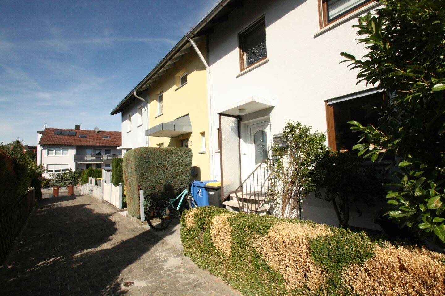 Saniertes Reihenmittelhaus in ruhiger Lage, 91459 Markt Erlbach