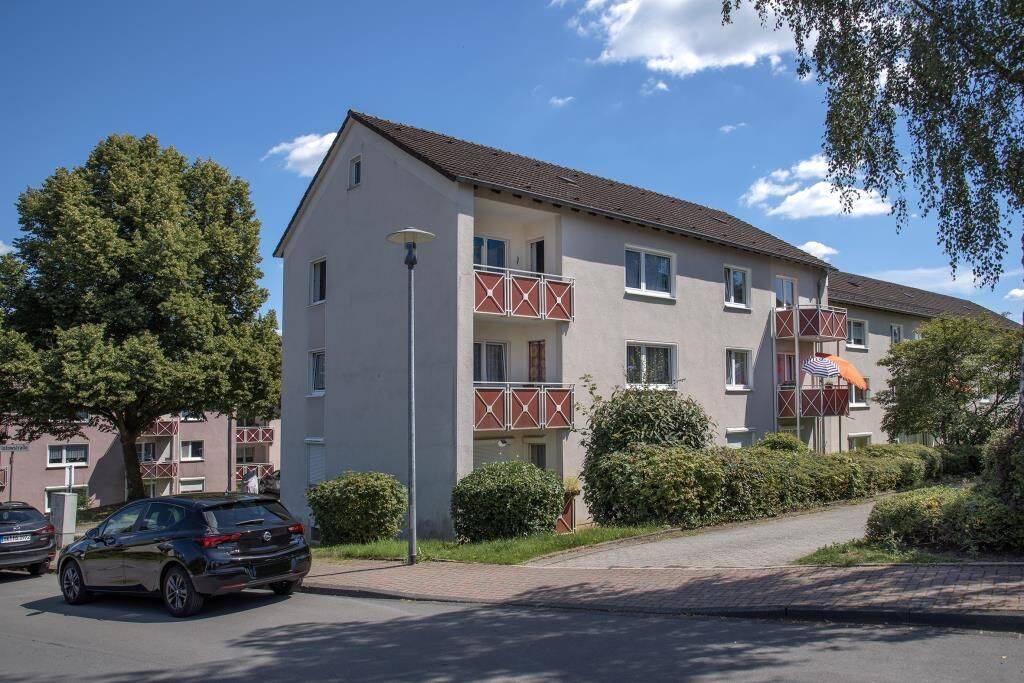 Frisch modernisierte 3 Zimmerwohnung im Erdgeschoss mit Balkon am Buckesfeld wartet auf neuen Mieter, 58509 Lüdenscheid
