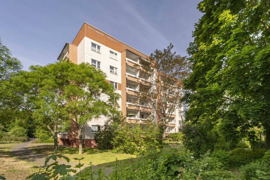 Helle Singlewohnung: ÖPNV-Anbindung und Einkaufsmöglichkeiten direkt vor der Haustüre, 4207 Leipzig (Großzschocher Grünau-Siedlung Kleinzschocher Lausen-Grünau)