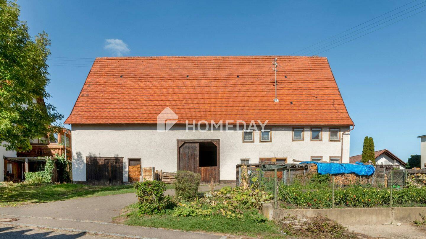 Historisches Bauernhaus mit Scheune auf großem Grundstück (Sanierungsobjekt / Abriss), 72358 Dormettingen