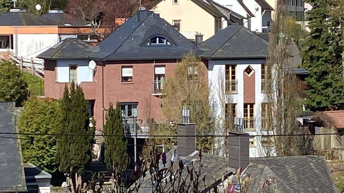 Hochwertig ausgestattetes Einfamilienhaus mit großzügigem Wohnraum sucht eine neue Familie, 55743 Idar-Oberstein