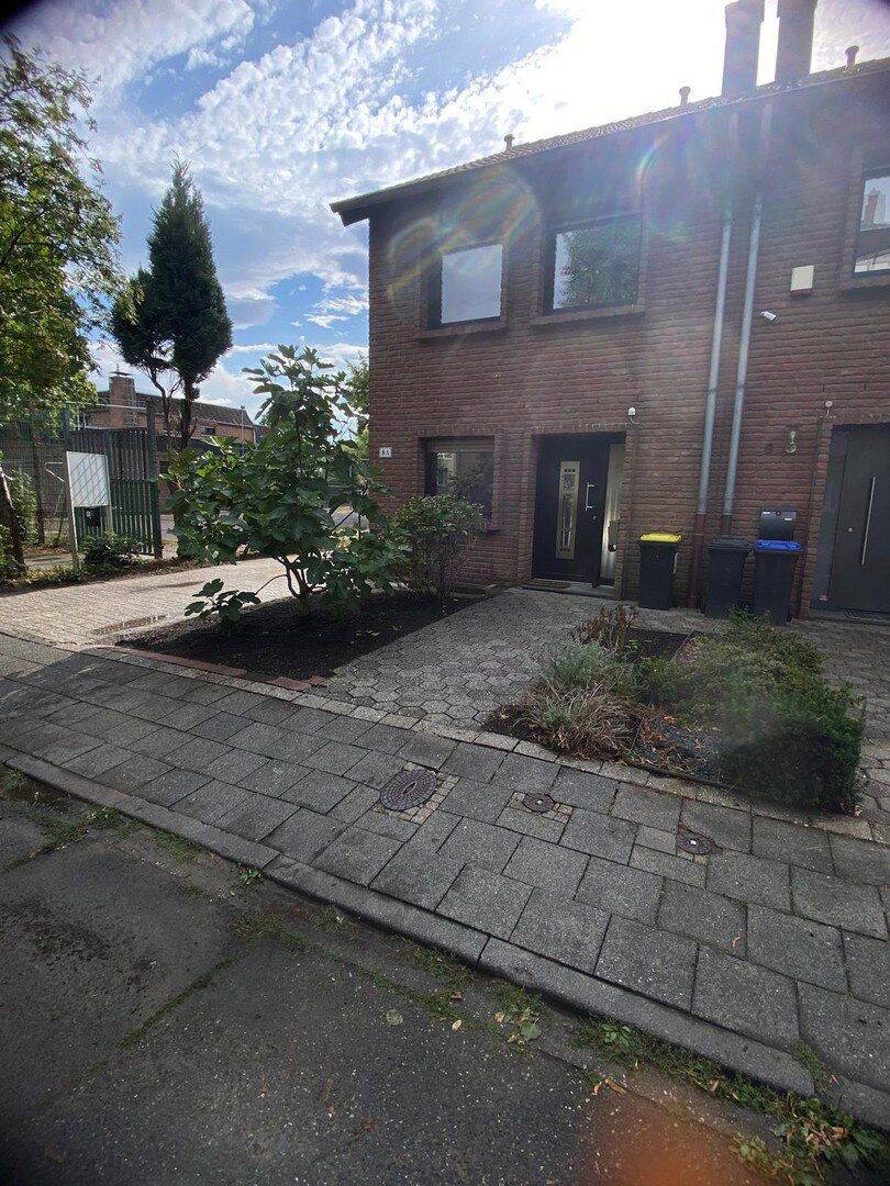 Reihenendhaus mit Garten, Garage und moderner Ausstattung – in Mönchengladbach, 41238 Mönchengladbach