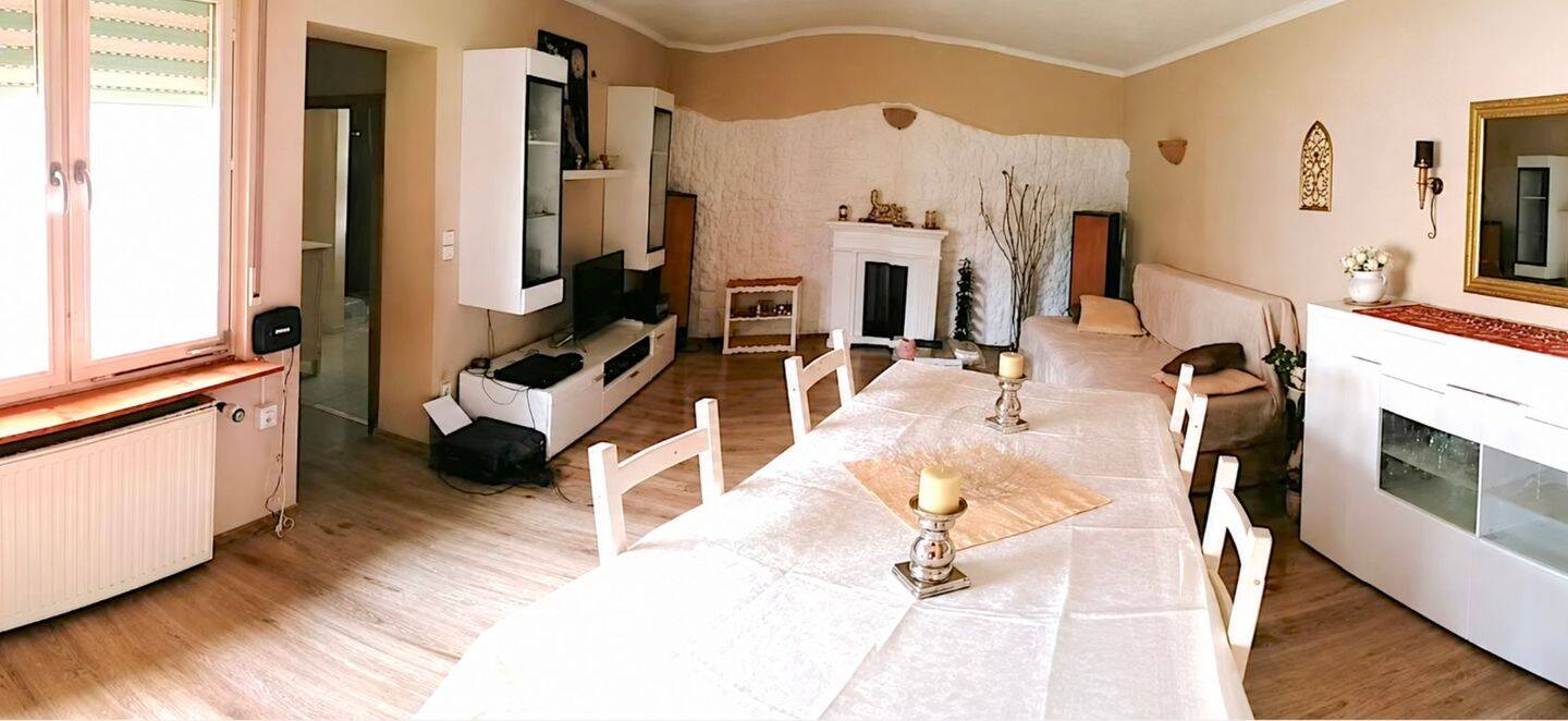 Bungalow mit 4 Zimmern, Garten und Pool in mediterranem Stil, 56642 Kruft