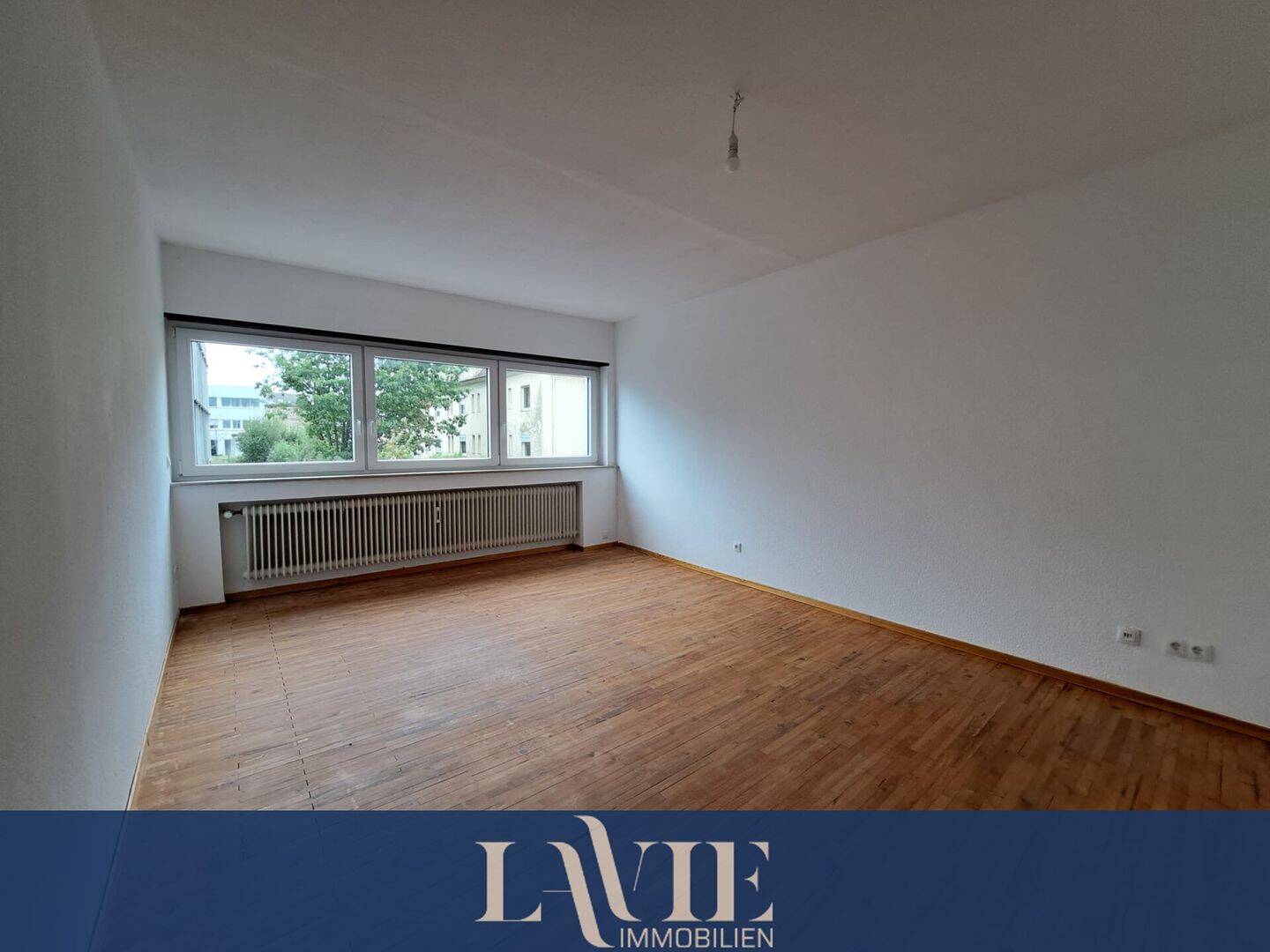 Helle 2-Zimmer-Wohnung mit ca. 64 m² in zentraler Lage von Homburg, 66424 Homburg