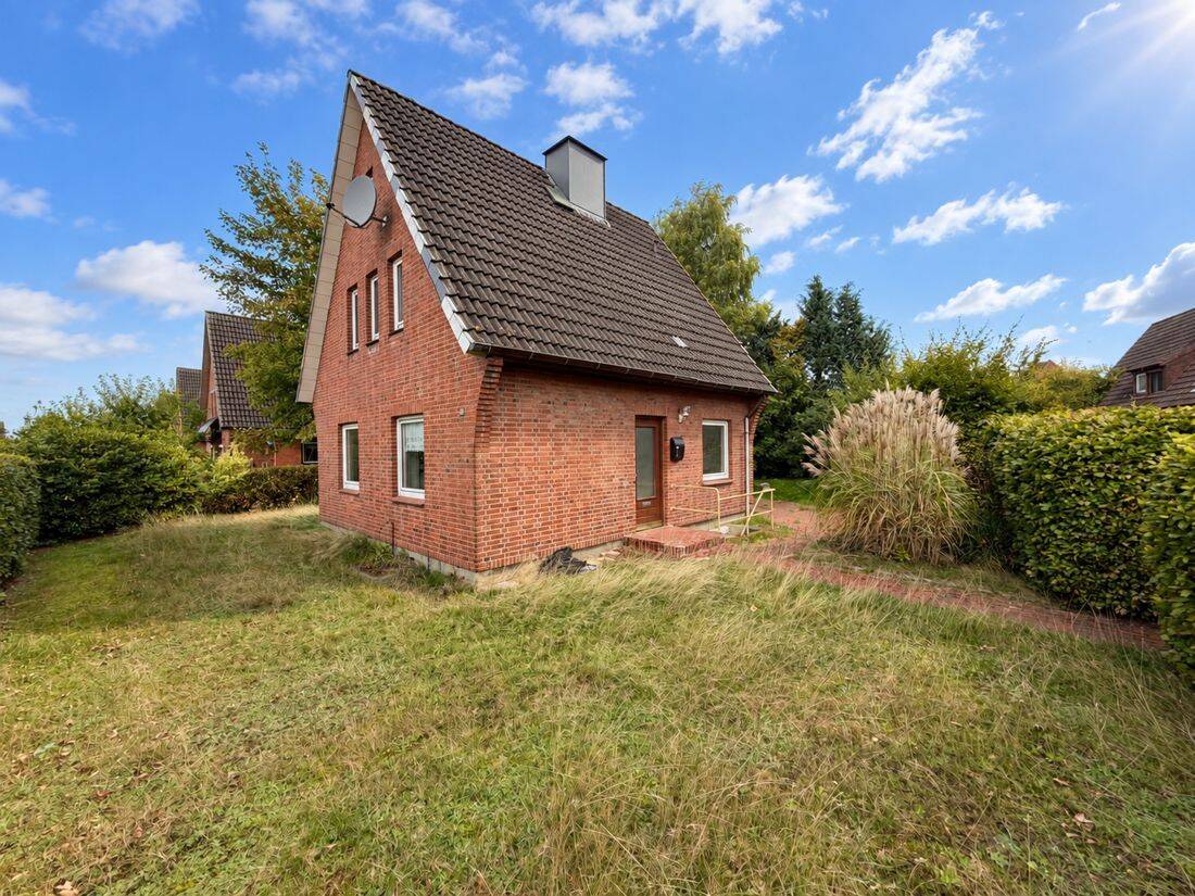 Charmantes Einfamilienhaus in ruhiger, zentrumsnaher Wohnlage der Kreisstadt Heide!, 25746 Heide