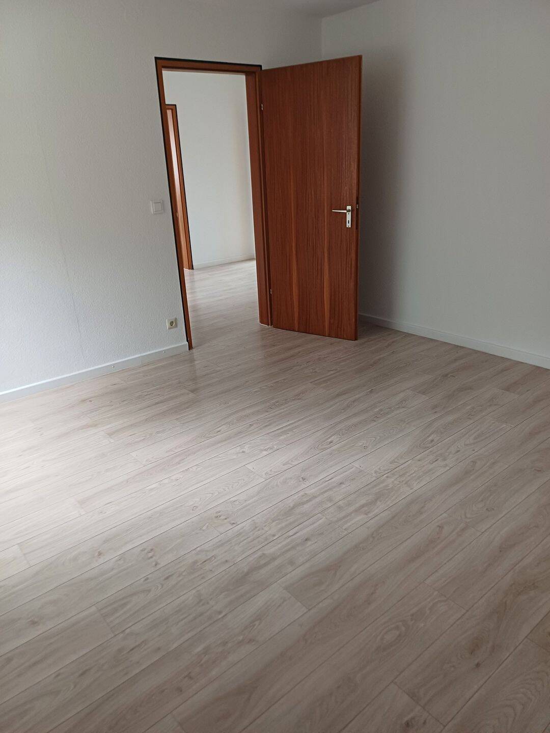 Gepflegte 3,5 Zimmerwohnung in Stuttgart Süd , ab sofort frei, 70569 Stuttgart (Büsnau Kaltental Vaihingen)