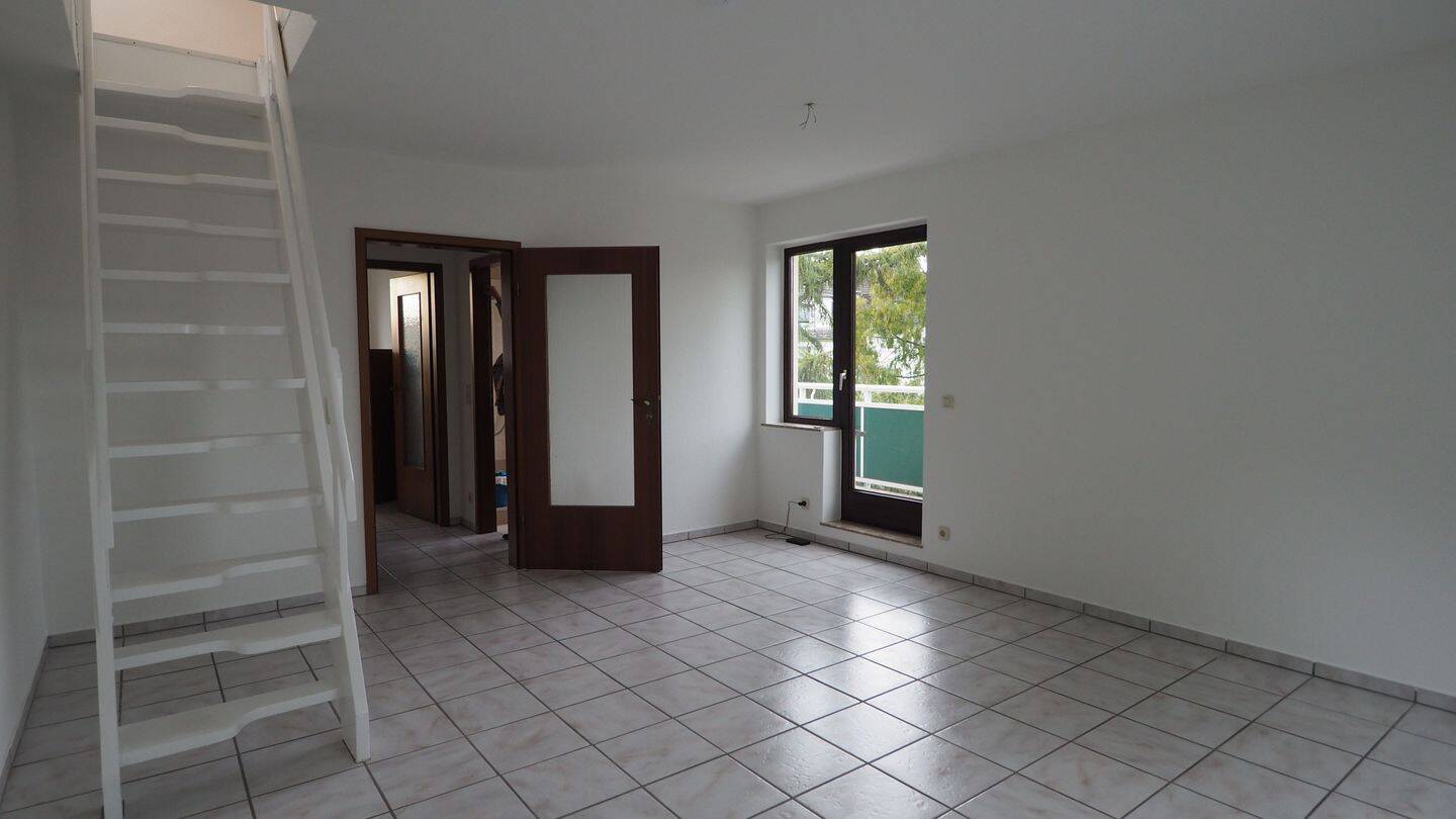 Schnuckelige 2 1/2 Raum Dachgeschoßwohnung in Essen-Bergerhausen, 45136 Essen (Bergerhausen Huttrop Rüttenscheid)