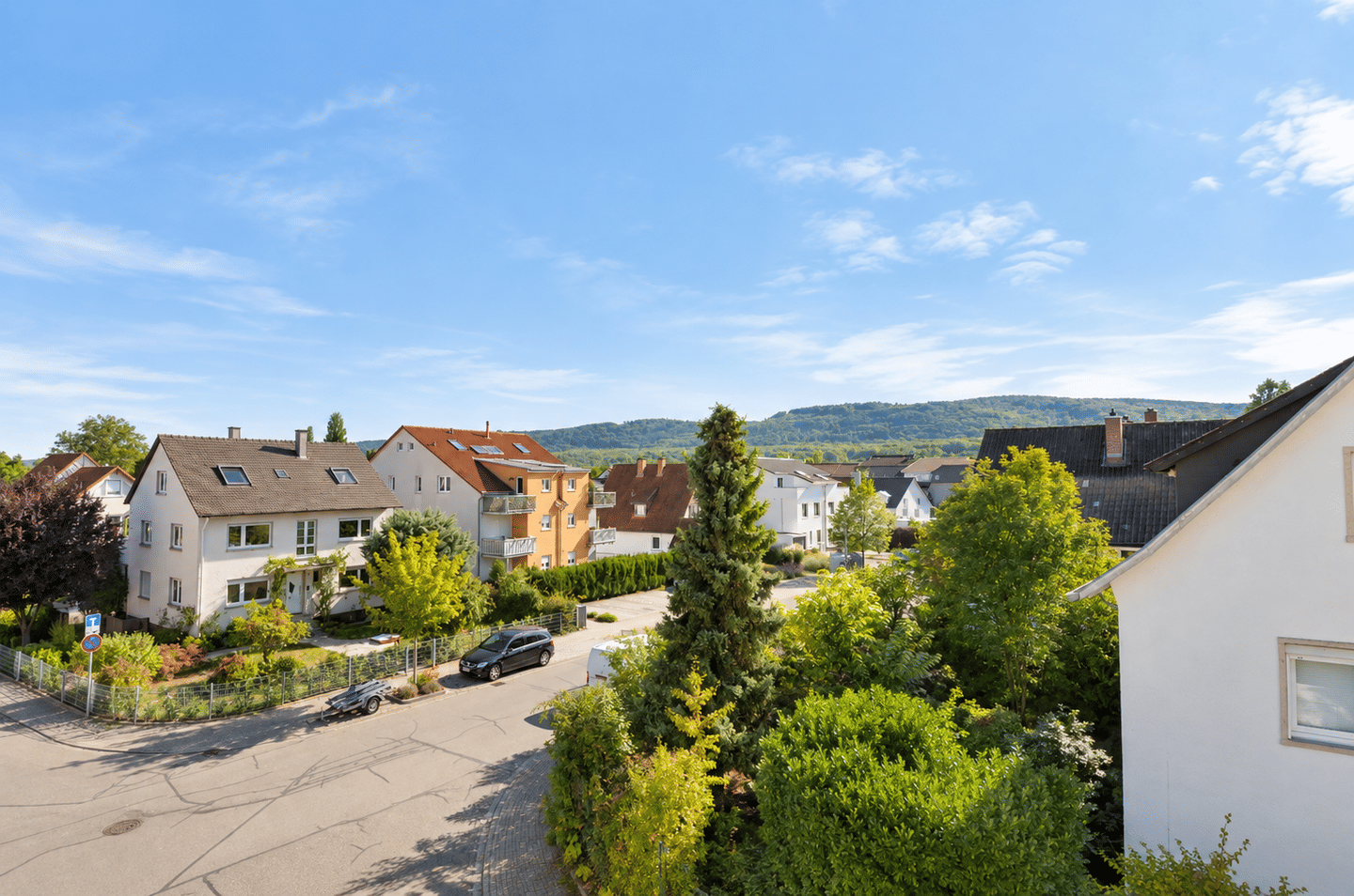 MODERN WOHNEN – TOP-ENERGIEEFFIZIENZ – 4-ZIMMER-MAISONETTE-WOHNUNG MIT BALKON, 76316 Malsch