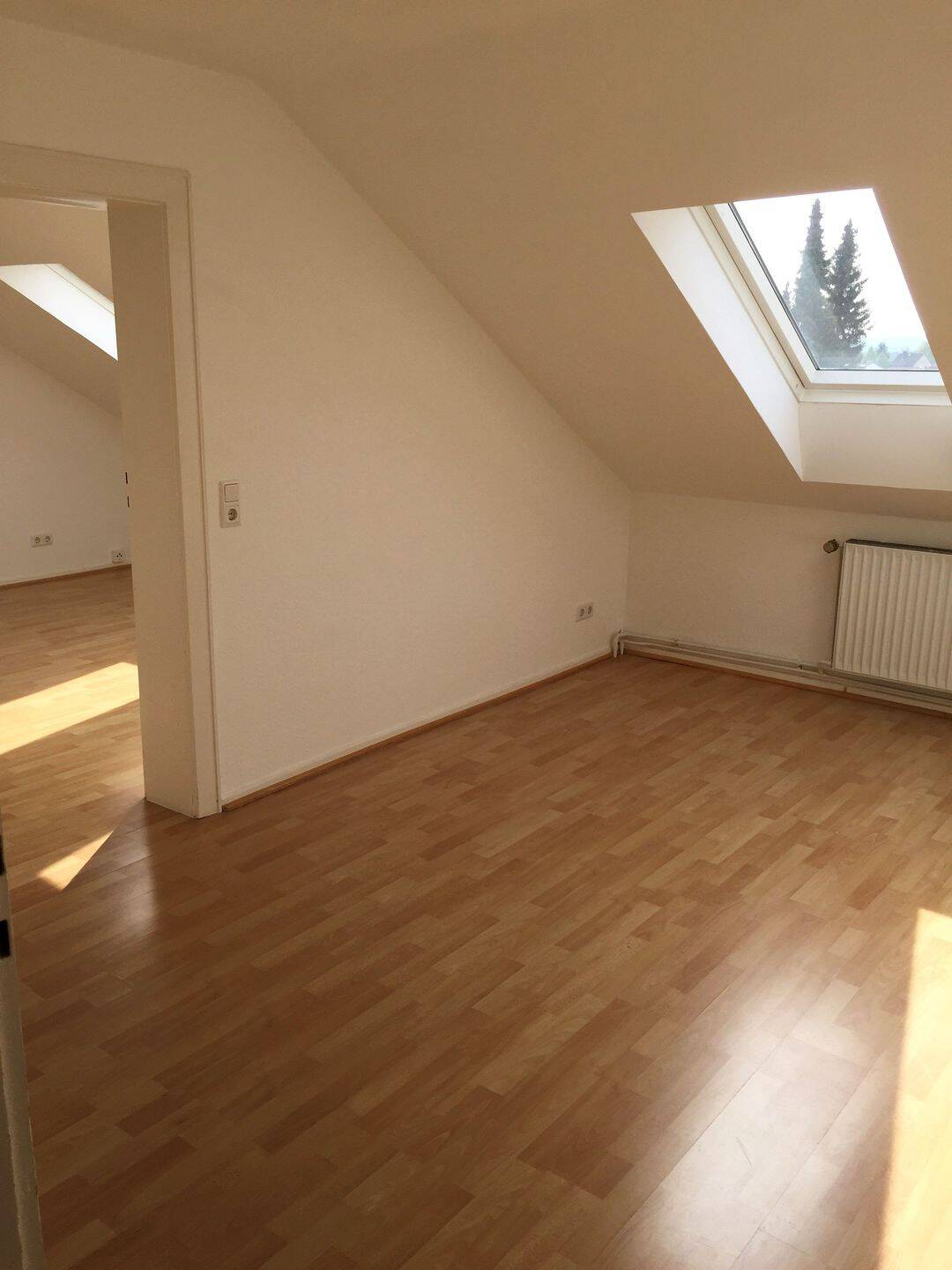 Helle 3-Zimmer DG-Wohnung in WF-Linden, 38300 Wolfenbüttel