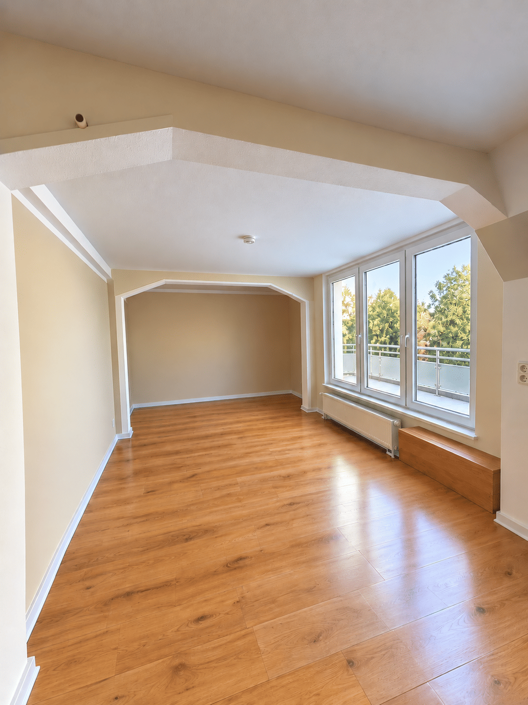 Helle 2-Zimmer-Wohnung in Oschatz: Ihr neues Zuhause mit Balkon, 4758 Oschatz