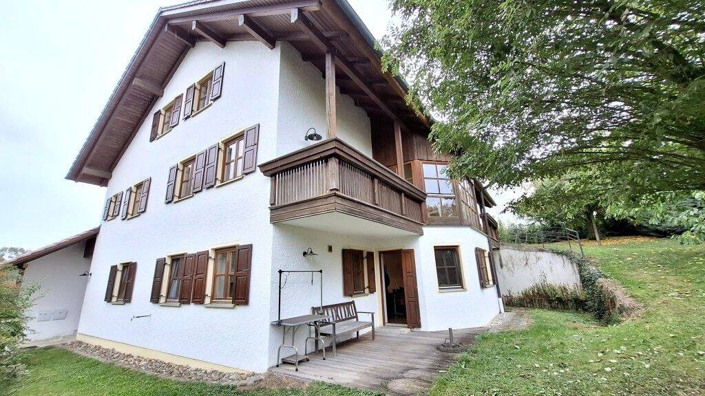b.Erding- TOP: Wohn. 4 Zi. 4 FH. Toller Grundriss m. Freisitz, 85445 Oberding