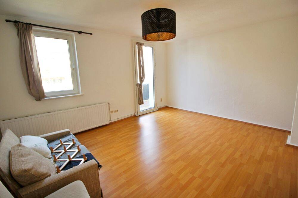 1 Zimmer Apartment – Klein aber mein – Walle – Singlewohnung – mit großem Balkon, 28217 Bremen (Handelshäfen Steffensweg Utbremen Westend)