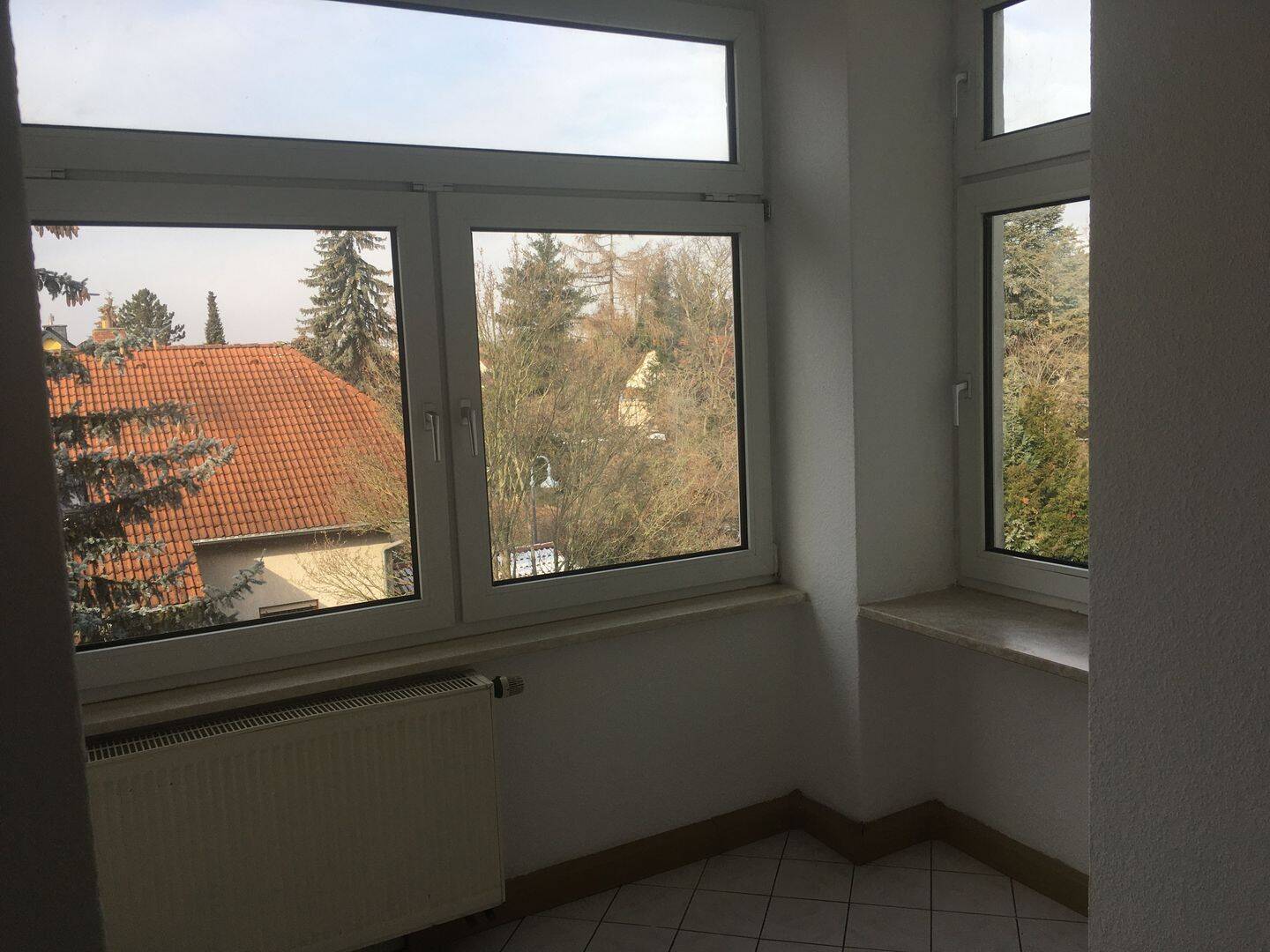 Stilvoll modernisiert: 2-Zimmer-Wohnung in Leipzig-Mölkau, 4316 Leipzig (Baalsdorf Holzhausen Mölkau)