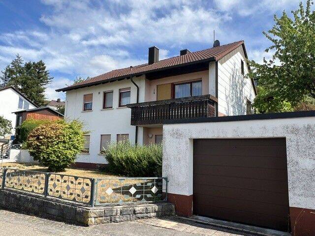 Wohnhaus mit Einliegerwohnung und Modernisierungsbedarf – jetzt verfügbar!, 91463 Dietersheim