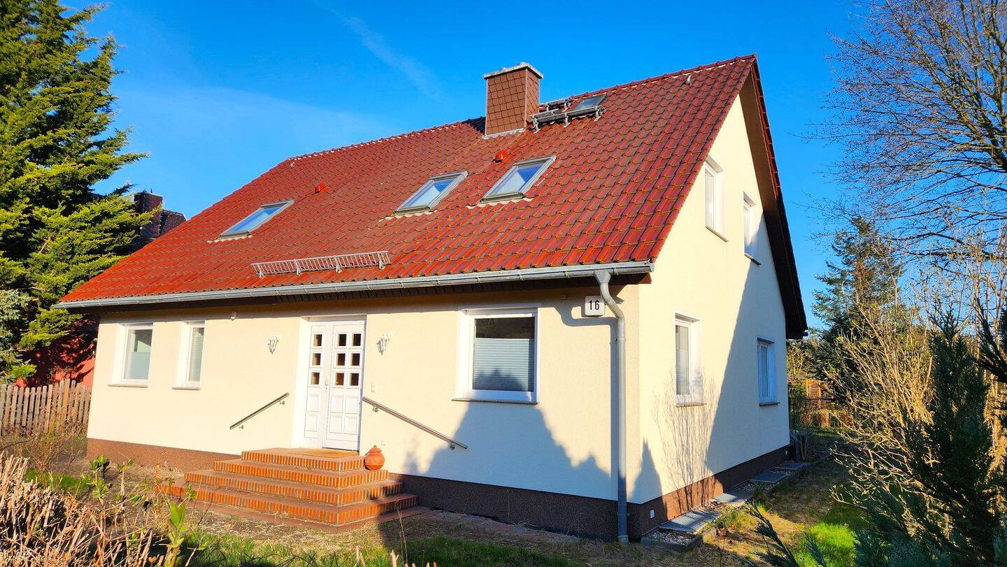 RAUMWUNDER – solides Einfamilienhaus gibt Raum für Familie, Hobby und Beruf, 12559 Berlin (Treptow-Köpenick)