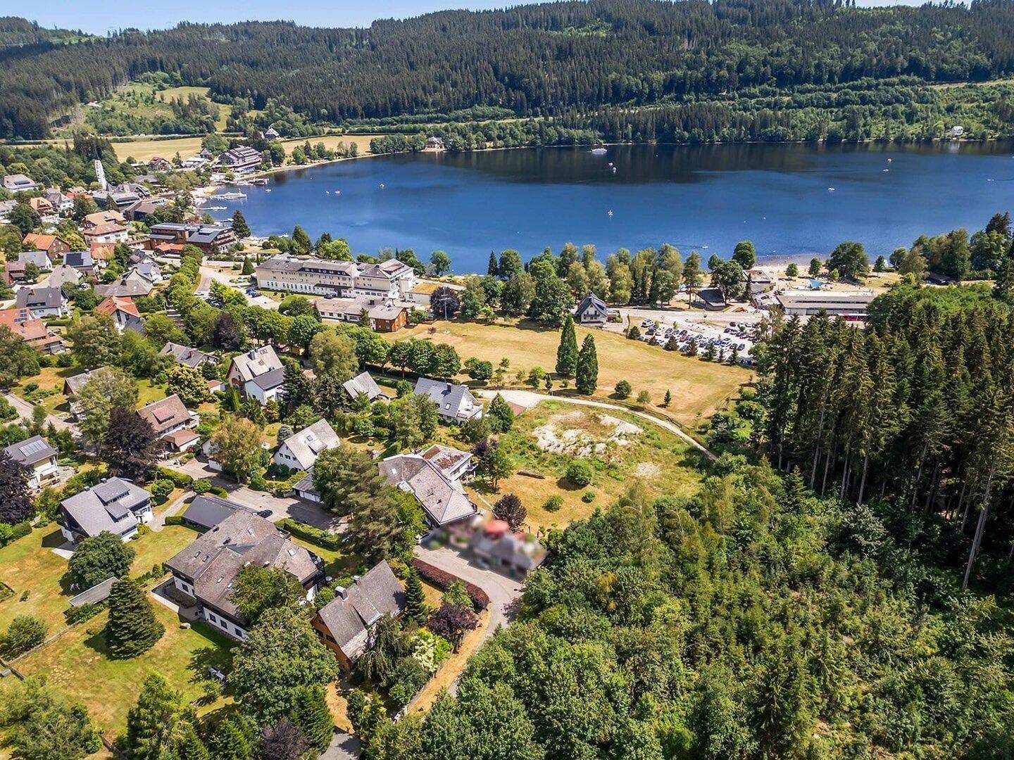 Traumgrundstück mit Seeblick in exklusiver Waldrandlage, 79822 Titisee-Neustadt