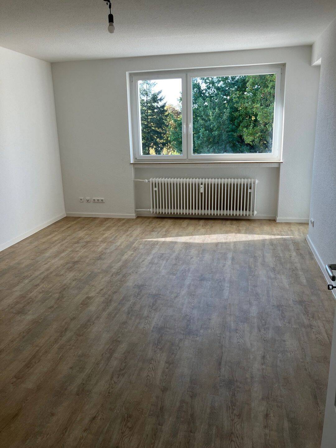 schön sanierte 2-Zimmer-Wohnung in ruhiger Lage von Dreieich, 63303 Dreieich