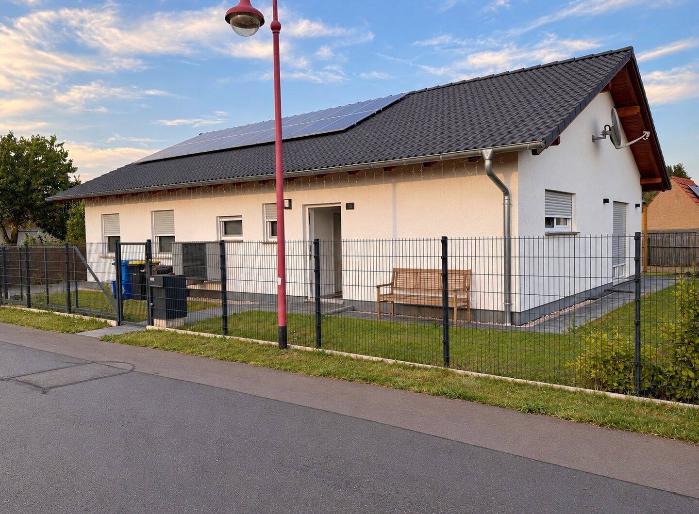 Moderner Bungalow mit Energieklasse A, PV-Anlage und 67 m² Eckterrasse – provisionsfreier Privatverkauf, 99334 Amt Wachsenburg