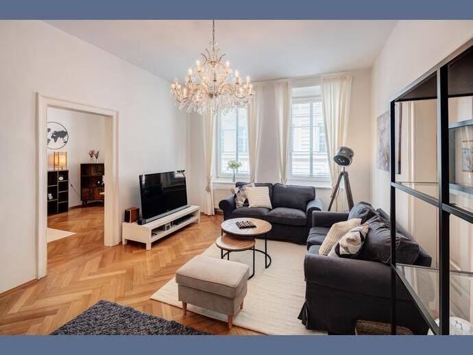Möbliert: Zur Miete: Großzügig und möbliert in Toplage, 80469 München (Altstadt-Lehel Ludwigsvorstadt-Isarvorstadt)