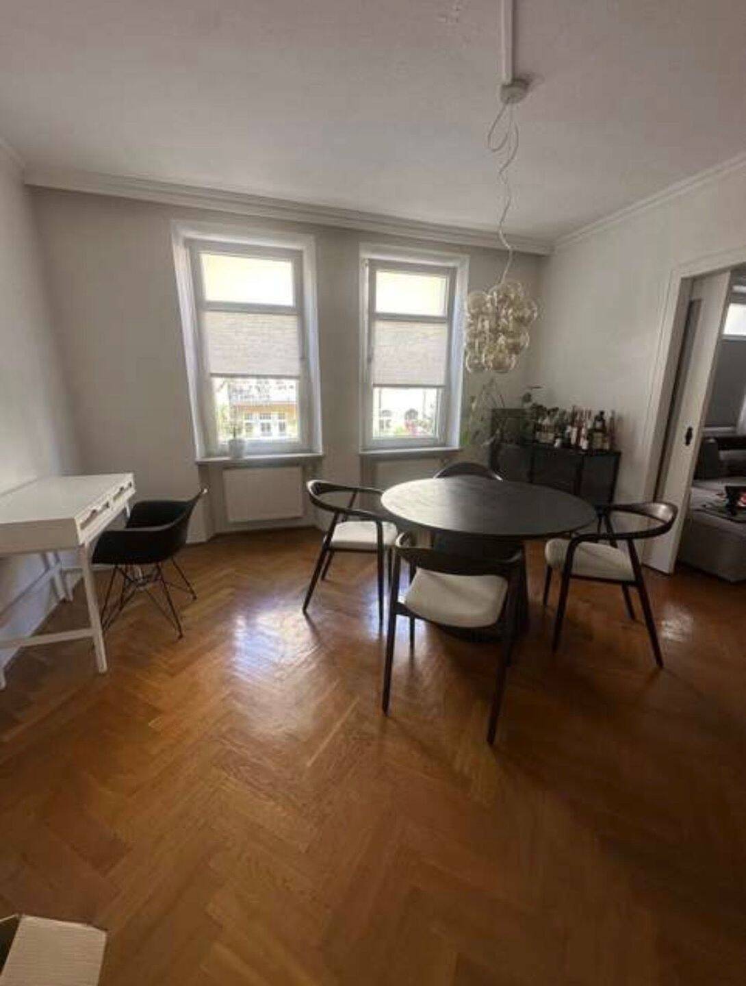Helle 4,5-Zimmer-Altbauwohnung mit Balkon, Kamin und Echtholzparkett am Kaulbachplatz, 90408 Nürnberg (Großreuth h. d. Veste Gärten h. d. Veste Maxfeld Nordbahnhof Sankt Johannis)