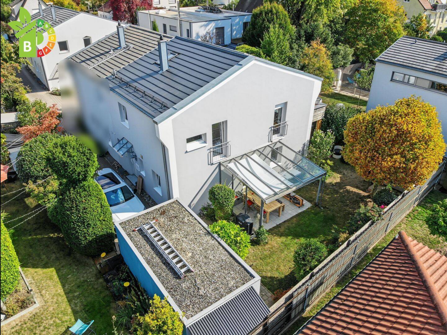 Modernisierte Doppelhaushälfte mit gepflegtem Garten in ruhiger Wohnlage von Ingolstadt, 85057 Ingolstadt (Ingolstadt)