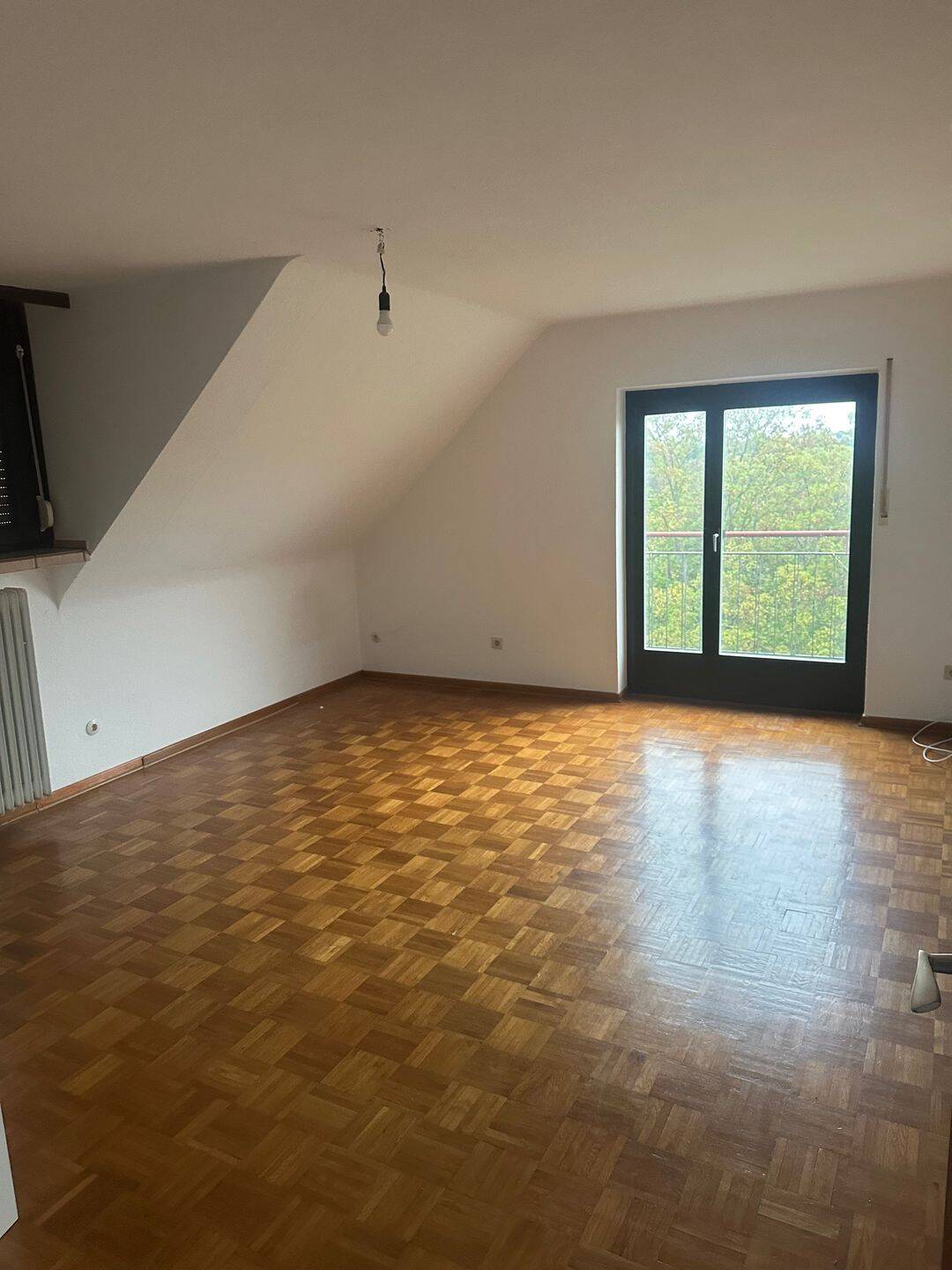 2,5 Zimmer am Waldrand, in der Nähe der Stadt, 56077 Koblenz