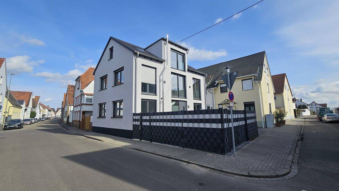 ?? Neuwertiges Smart-Home (Bj. 2018) – sofort einziehen statt bauen | provisionsfrei, 67141 Neuhofen
