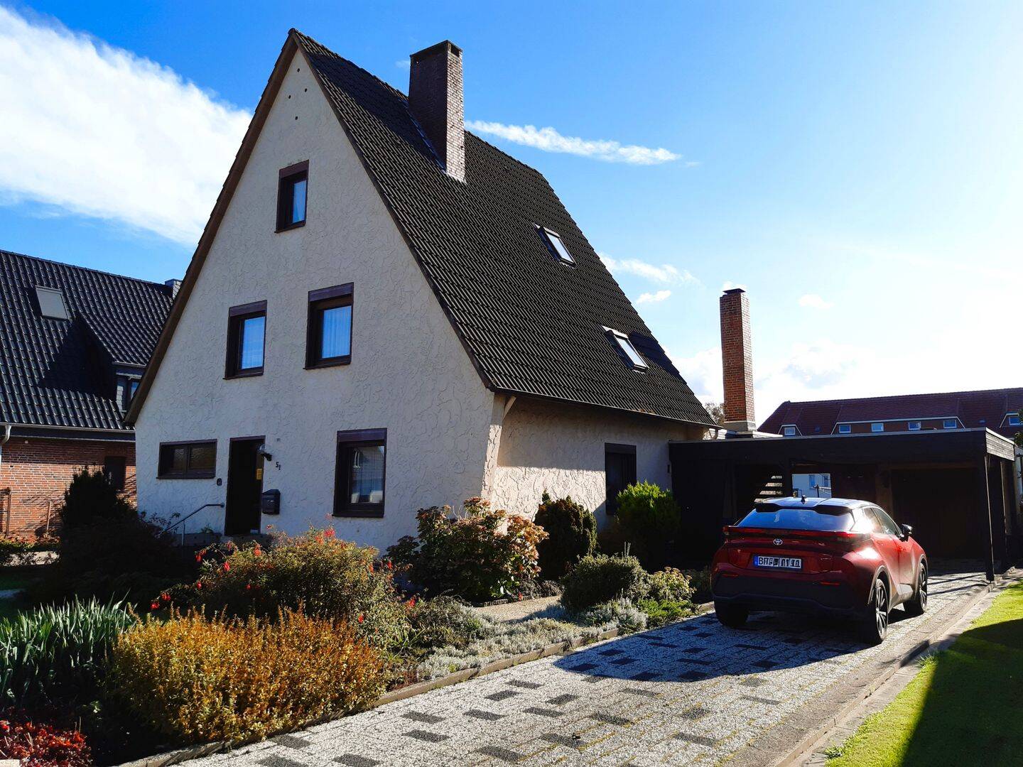Solide gebautes Einfamilienhaus sucht handwerklich begabte Familie!, 26954 Nordenham