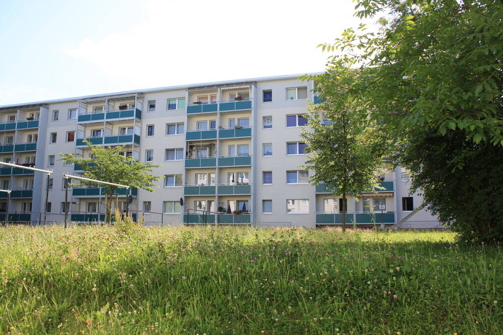 Ruhig gelegene 2-Zimmer-Wohnung mit Balkon, 9127 Chemnitz