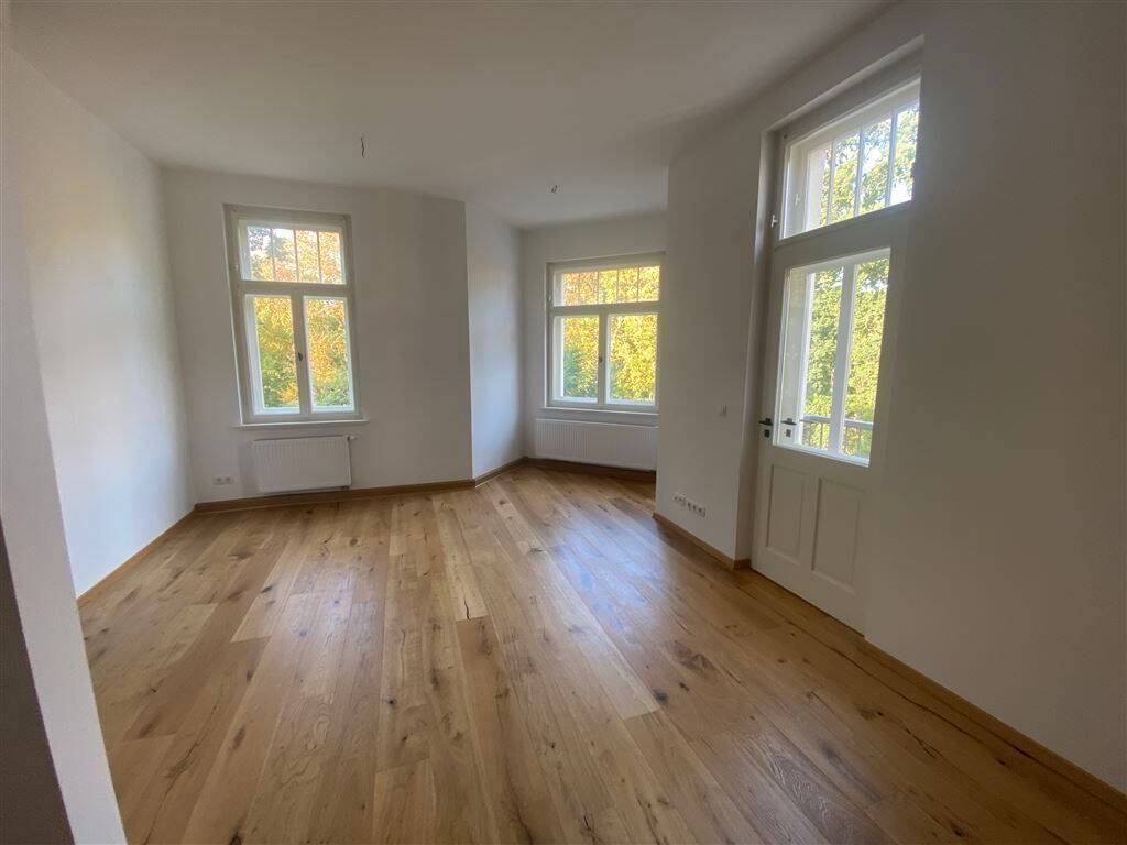 Wurzen* Am Stadtpark* helle 1 Zimmer-Wohnung mit Balkon* EBK * Zweitbezug* Parkett*, 4808 Wurzen