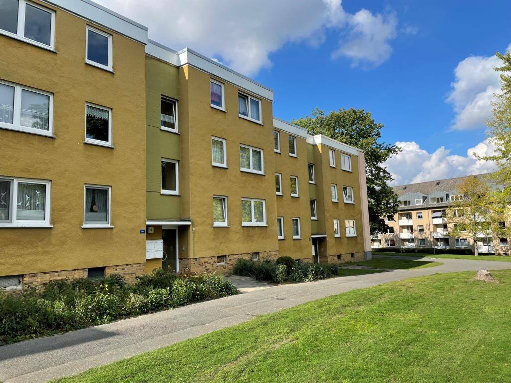 Gemütliche 3-Zimmer-Etagenwohnung in Wolfsburg 64,59 m² mit Badewanne und Balkon, 38448 Wolfsburg