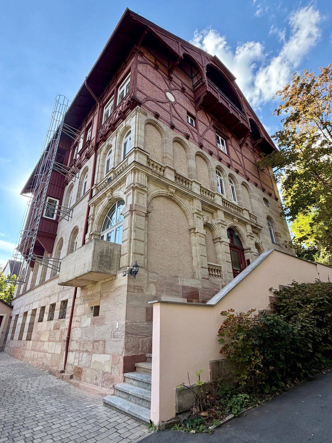 Einzigartiges Wohnjuwel in Fürth Eigenes Heim | 145 m² | Modernes Bad, Parkett & Balkon, 90766 Fürth (Eigenes Heim Hardhöhe Unterfarrnbach Weststadt)