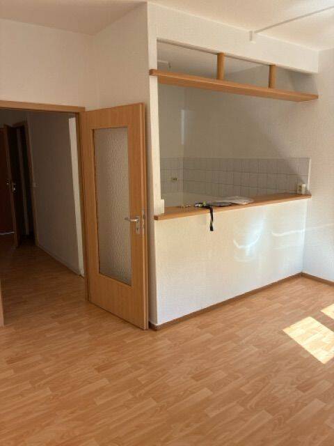 2 Zimmer im Erdgeschoß, 6842 Dessau-Roßlau (Innenstadt Kleutsch Mildensee Sollnitz Süd)