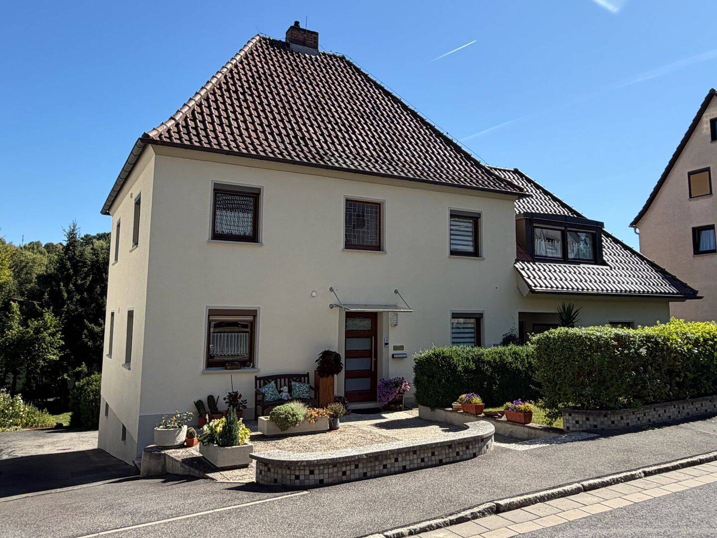 Ein Haus mit vielen Möglichkeiten, 96271 Grub a. Forst (Grub)