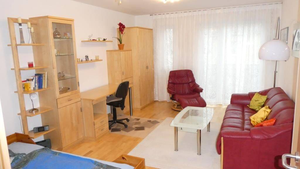 Helle, exklusive, möblierte 1 Zimmer Wohnung mit Balkon und Tiefgaragenstellplatz, 85049 Ingolstadt