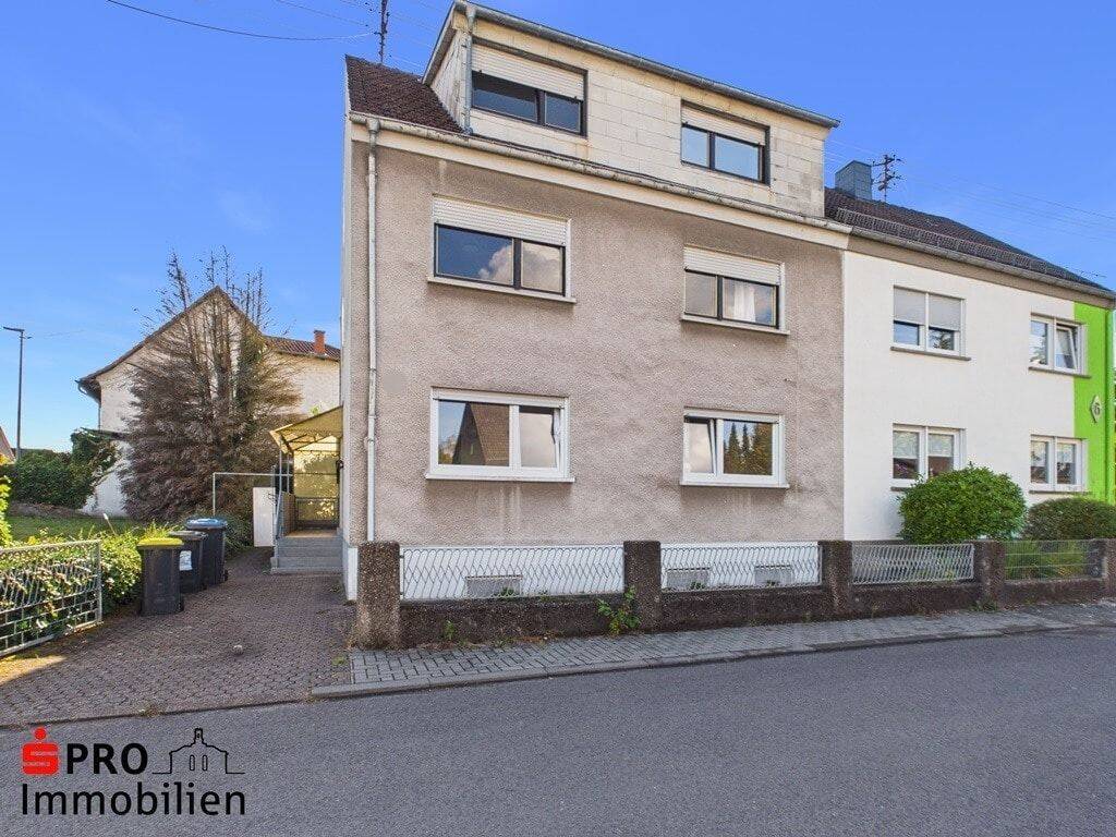 Charmantes 1-2-Familienhaus mit Platz zum Wohlfühlen, 66299 Friedrichsthal