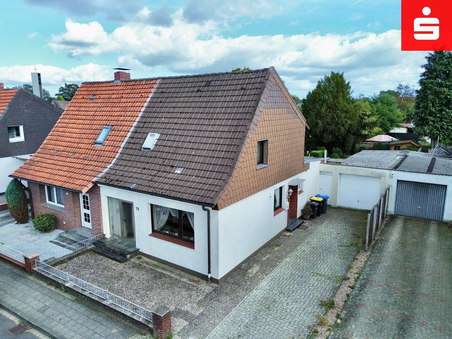 Renovierungsbedürftige Doppelhaushälfte mit Potenzial in Nordhorn – Blumensiedlung, 48527 Nordhorn