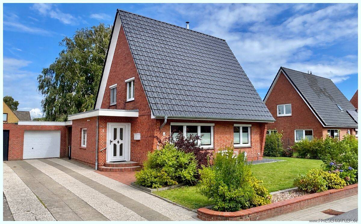 Saniertes Einfamilienhaus mit Garage in beliebter ruhiger Wohnlage wenige Minuten in die Stadt, 25813 Husum