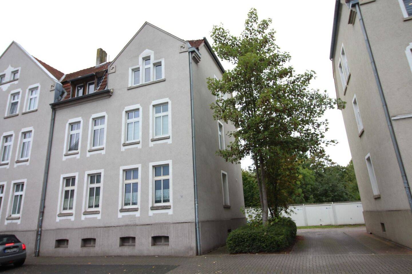 Lichtdurchflutete 3,5-Zimmer-Wohnung im Dachgeschoss in Recklinghausen, 45663 Recklinghausen