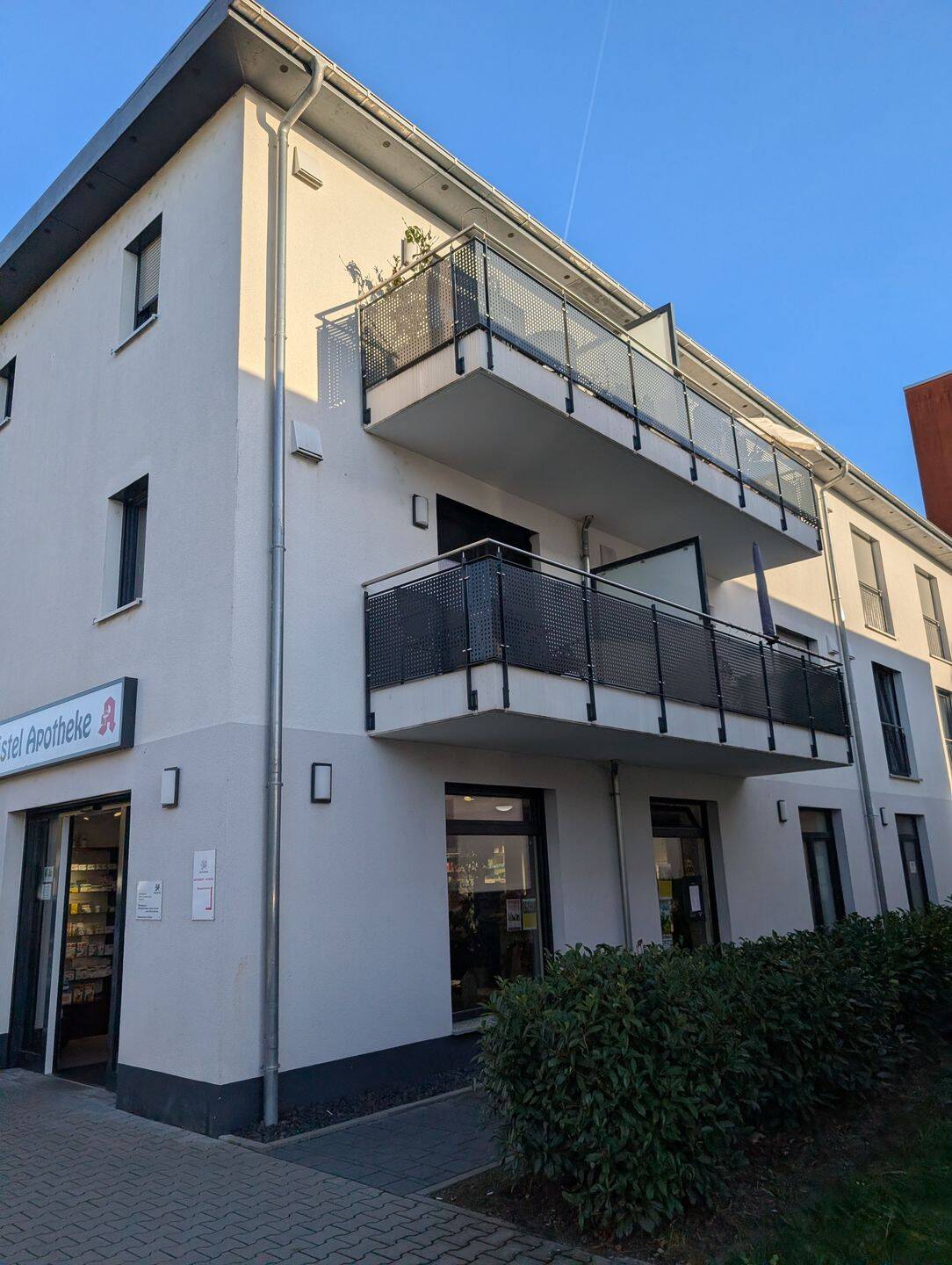 Top 2 Zi Wohnung mit Balkon Neuwertig!!, 60386 Frankfurt am Main (Bornheim Fechenheim Riederwald Seckbach)