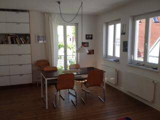 Gemütliche Altbauwohnung in zentraler Lage zur miete!!!, 86150 Augsburg (Innenstadt)