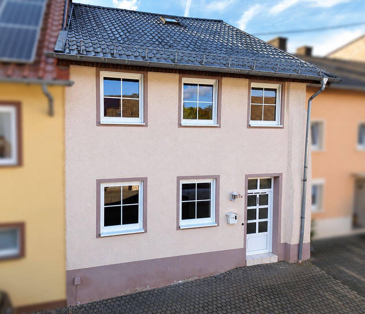 Kompaktes Eigenheim in Rittersdorf mit kleinem Außenbereich, 54636 Rittersdorf