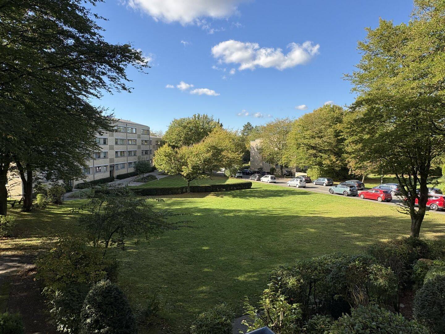 Helle, gut geschnittene 2-Zimmer-Wohnung mit Balkon im 1. OG, 22147 Hamburg (Wandsbek Rahlstedt)