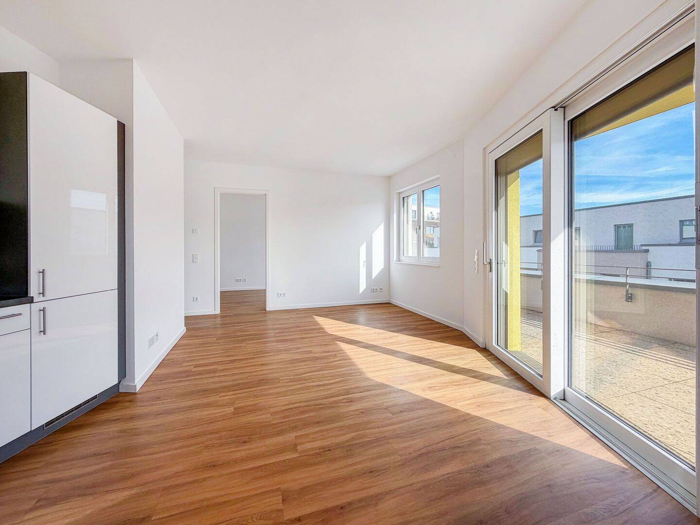 Exklusive 3-Zimmer-Wohnung mit weitläufiger Terrasse, 12527 Berlin (Treptow-Köpenick Grünau Karolinenhof Schmöckwitz)