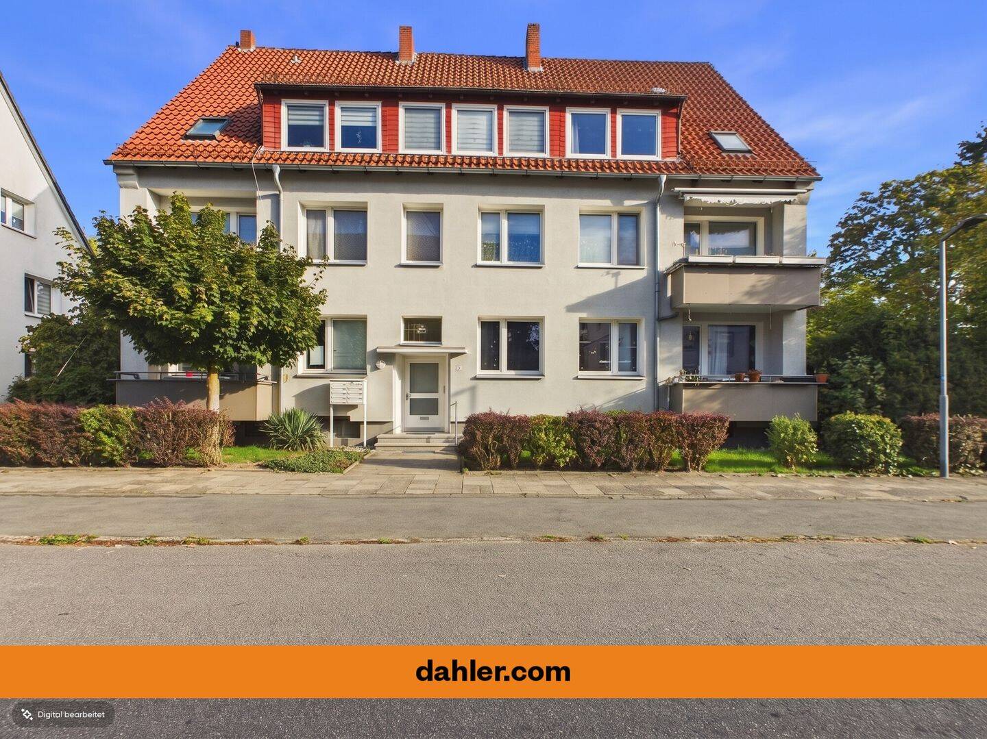 Drei Zimmer, zwei Balkone – solide und unkompliziert, 28777 Bremen (Blumenthal Farge Lüssum-Bockhorn Rekum Rönnebeck)