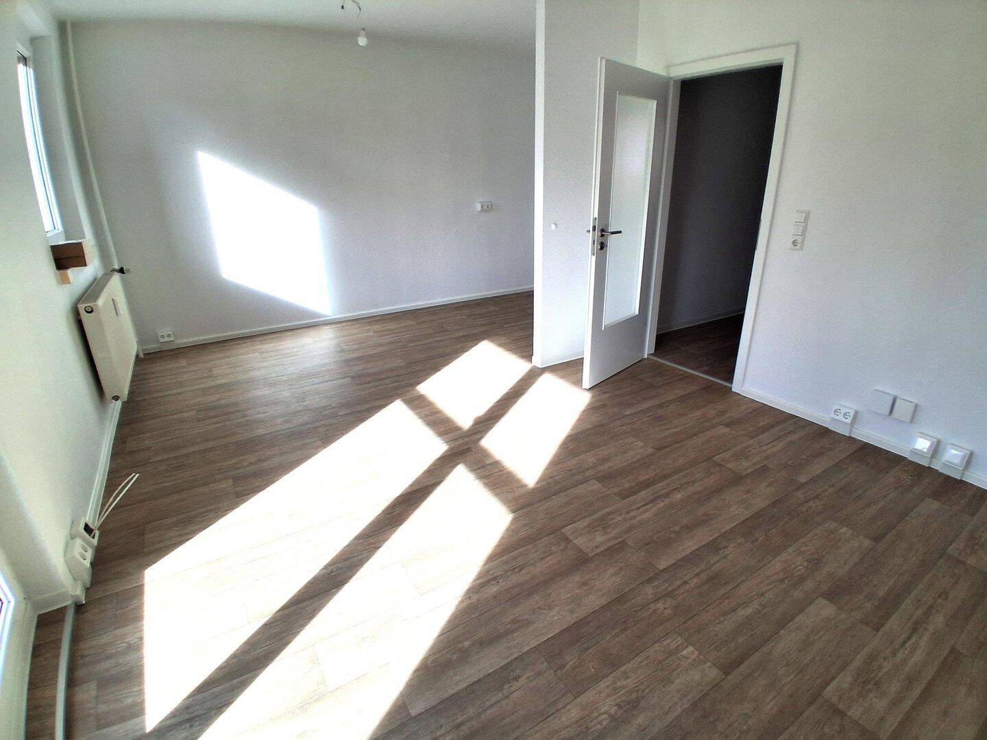 3-Raumwohnung mit Balkon, 9119 Chemnitz (Helbersdorf Kapellenberg Kappel Zentrum)