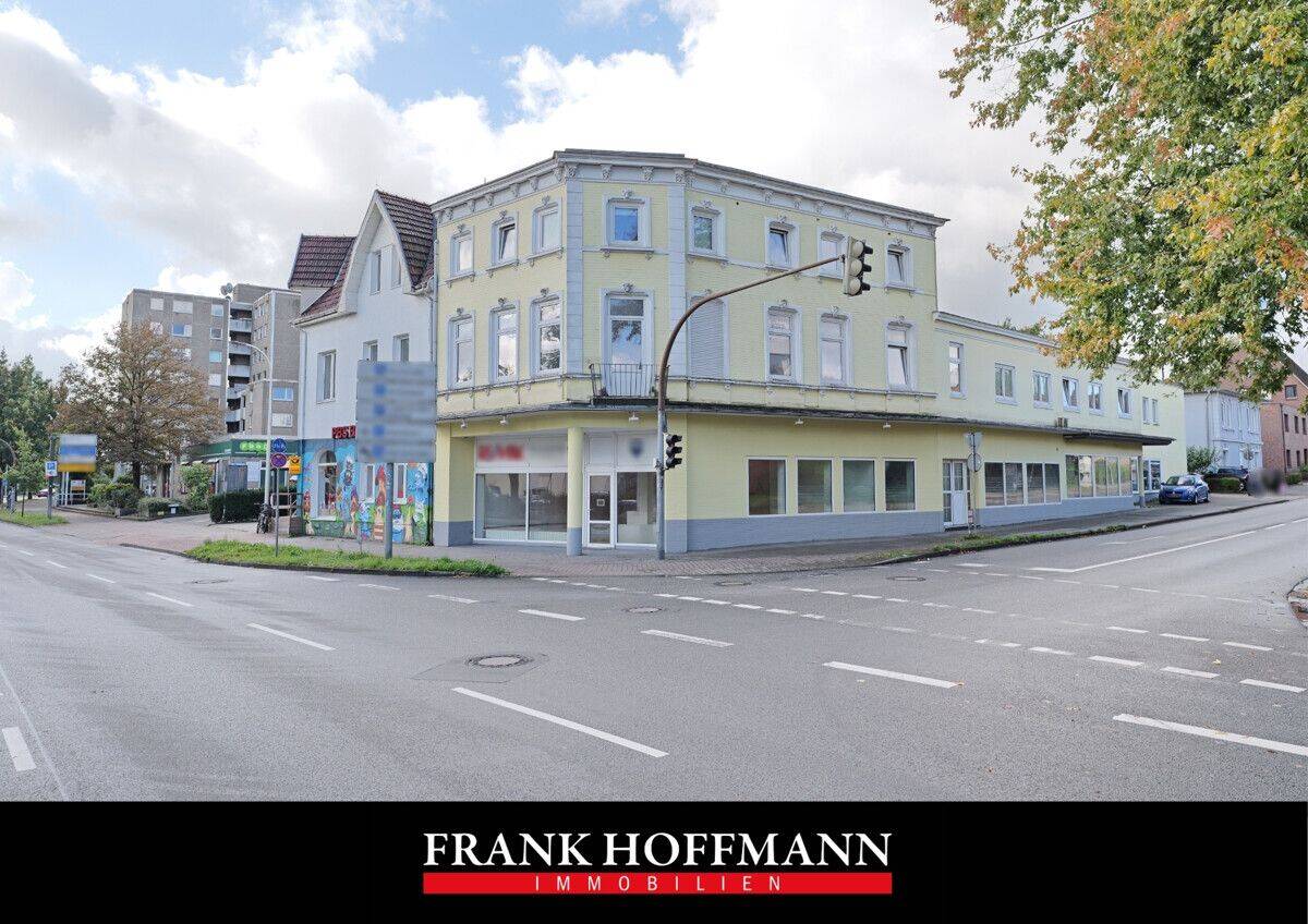 Charmante neu sanierte Altbauwohnung mit Dachstudio und Balkon in zentrumsnaher Lage von Pinneberg, 25421 Pinneberg